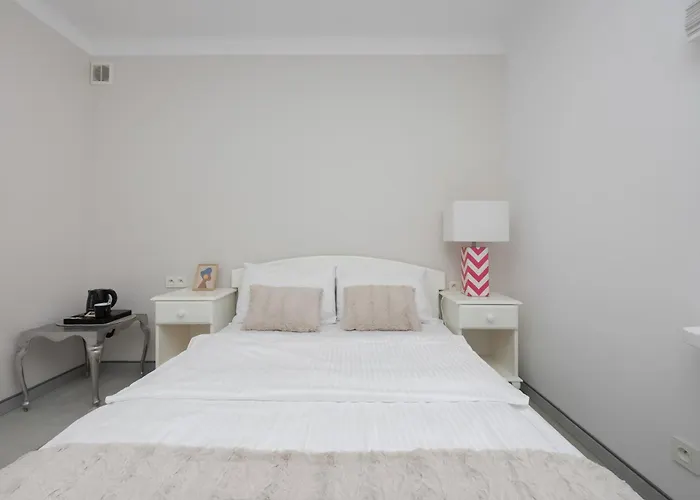 Foksal 1a By Solarento