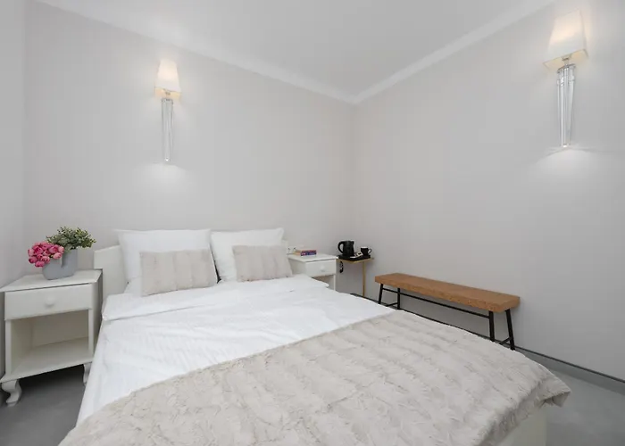 Foksal 1a By Solarento Warsaw