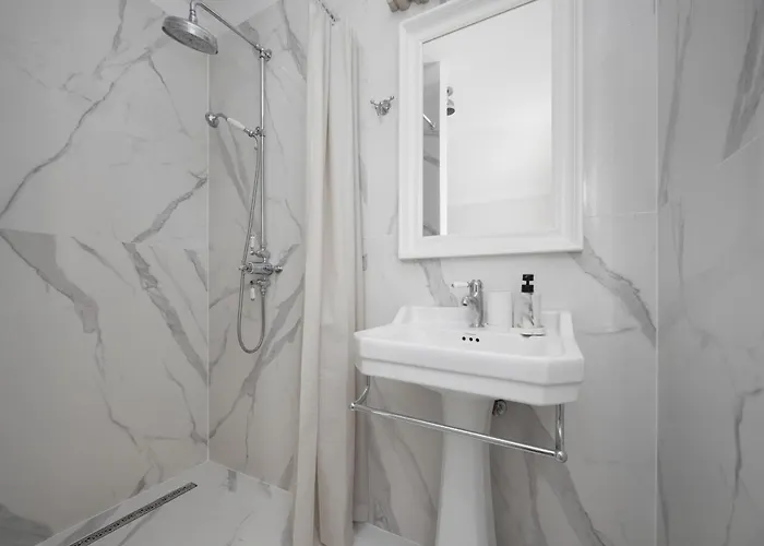 Foksal 1a By Solarento Warsaw