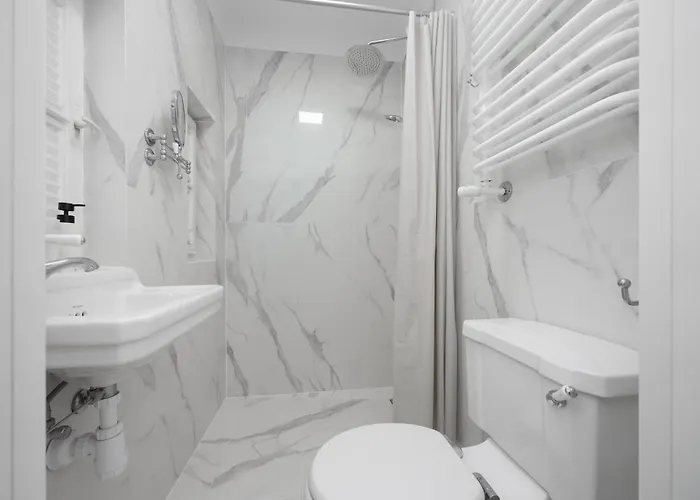 Foksal 1a By Solarento *